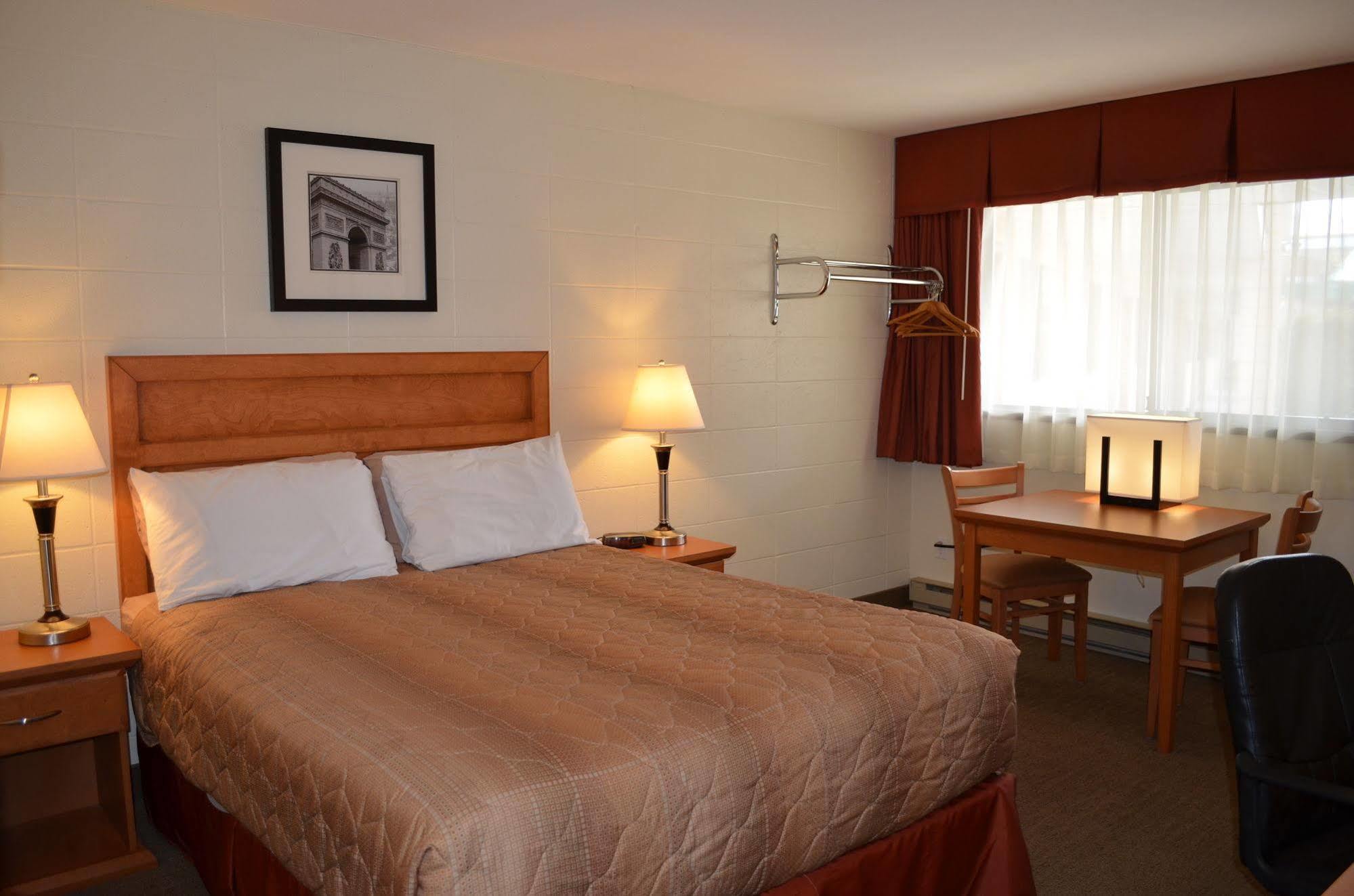 Fortune Motel Kamloops Ngoại thất bức ảnh